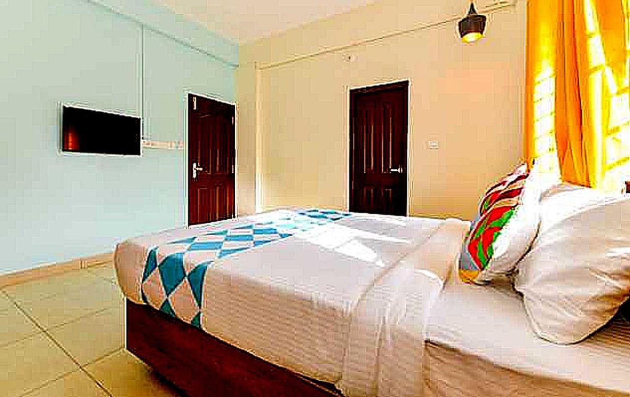 Hotel O Classic Stay Кожикод Екстериор снимка