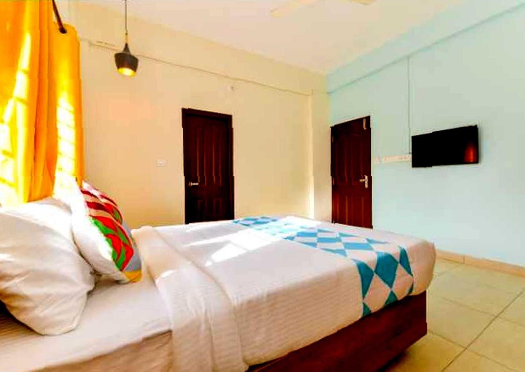 Hotel O Classic Stay Кожикод Екстериор снимка